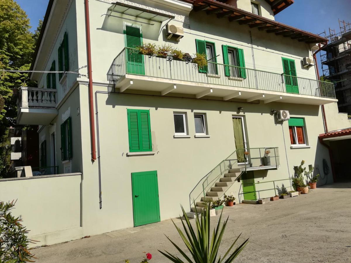 Gorizia Vacanze Appartamento In Villa Con Parcheggio Екстер'єр фото